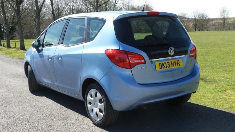 2013 Vauxhall Meriva CDTi 16v 5dr image 4