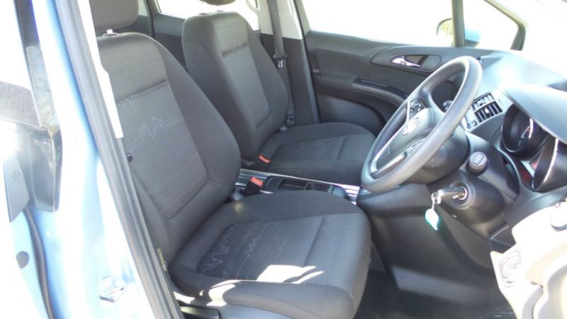 2013 Vauxhall Meriva CDTi 16v 5dr image 6