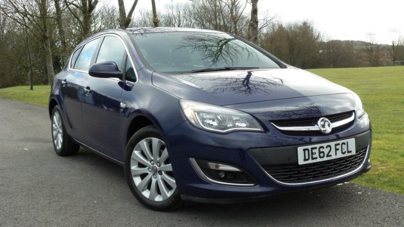 2012 Vauxhall Astra i VVT 16v Elite 5dr image 1