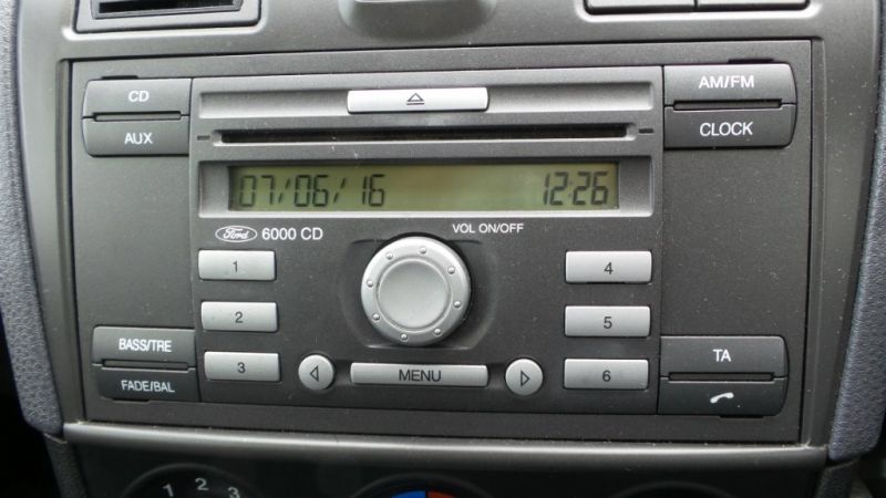 2006 Ford Fiesta Ghia 3dr image 7