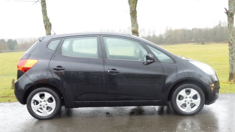 2013 Kia Venga CRDi 2 5dr image 3