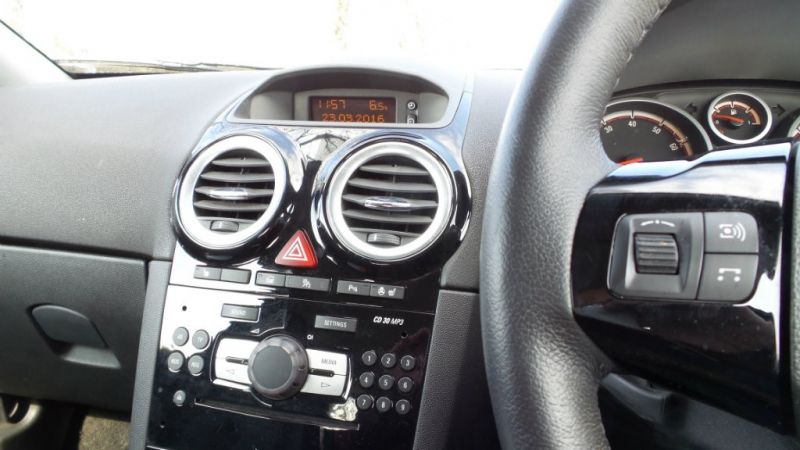 2012 Vauxhall Corsa i 16v SE 5dr image 7
