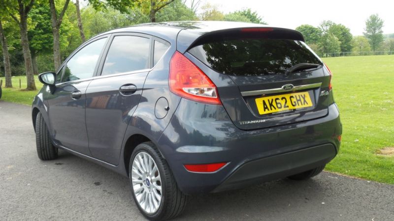 2012 Ford Fiesta TDCi 5dr image 5