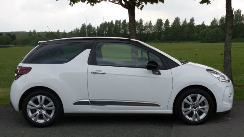 2013 Citroen DS3 e-HDi DStyle 3dr image 3