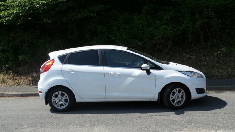 2013 Ford Fiesta TDCi 5dr image 4