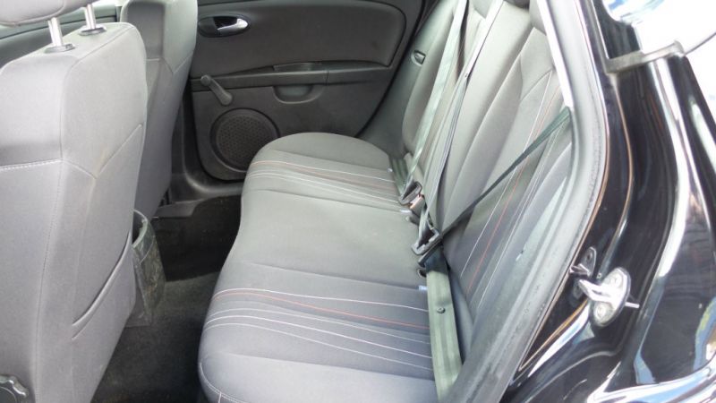 2012 SEAT Leon TDI CR S Copa 5dr image 8