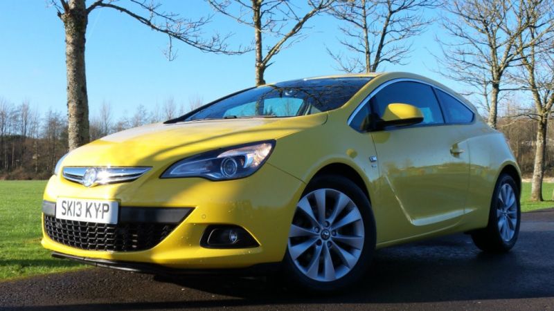 2013 Vauxhall Astra GTC CDTi 16v SRi 3dr image 1