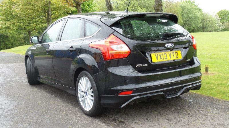 2013 Ford Focus TDCi Zetec S 5dr image 3