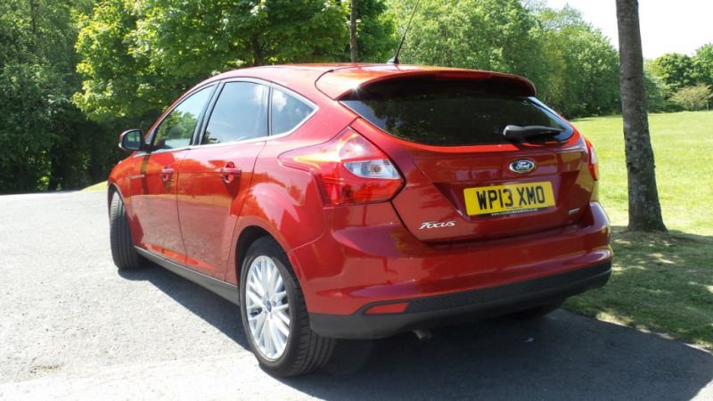 2013 Ford Focus TDCi Zetec 5dr image 3
