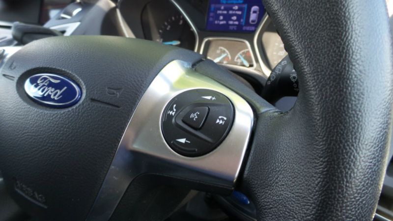 2013 Ford Focus TDCi Zetec 5dr image 8