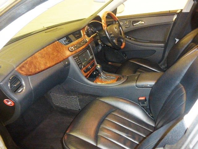 2006 Mercedes-Benz 3.0 CLS320 CDI 4d image 5