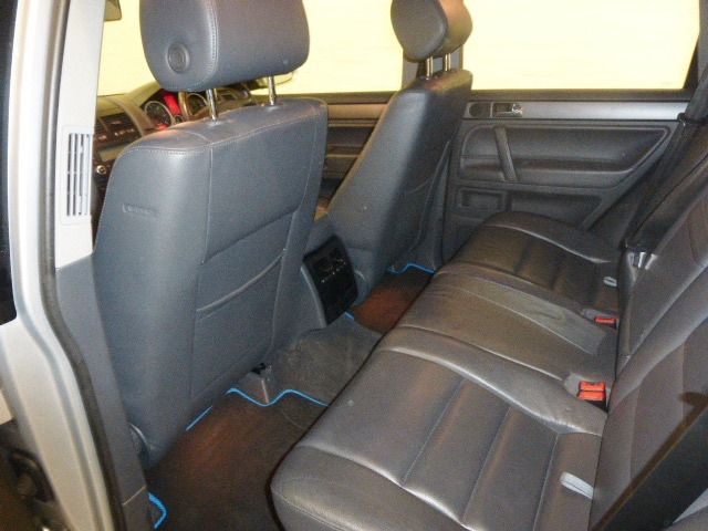 2007 Volkswagen Touareg 3.0 V6 TDI 5d image 8