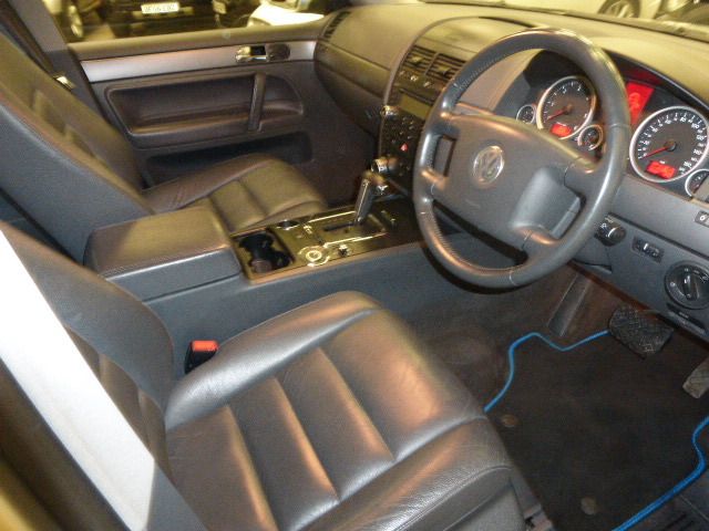 2007 Volkswagen Touareg 3.0 V6 TDI 5d image 9