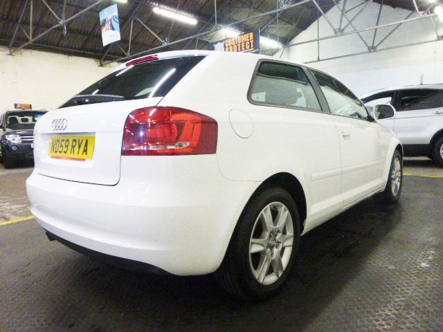 2009 Audi A3 1.6 TDI SE 3d image 6
