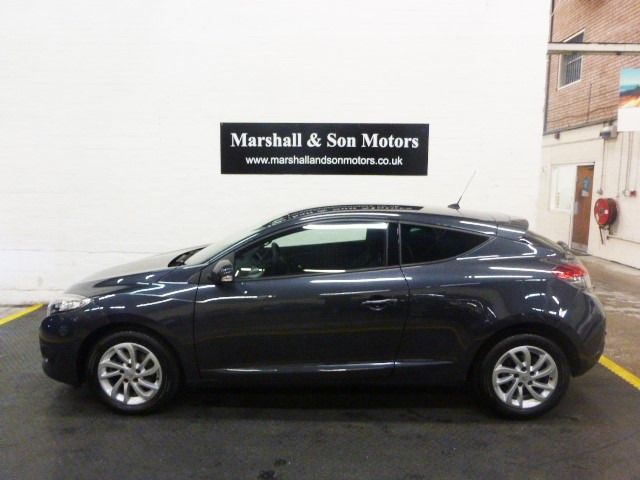 2012 Renault Megane 1.5 DCI 3d image 2