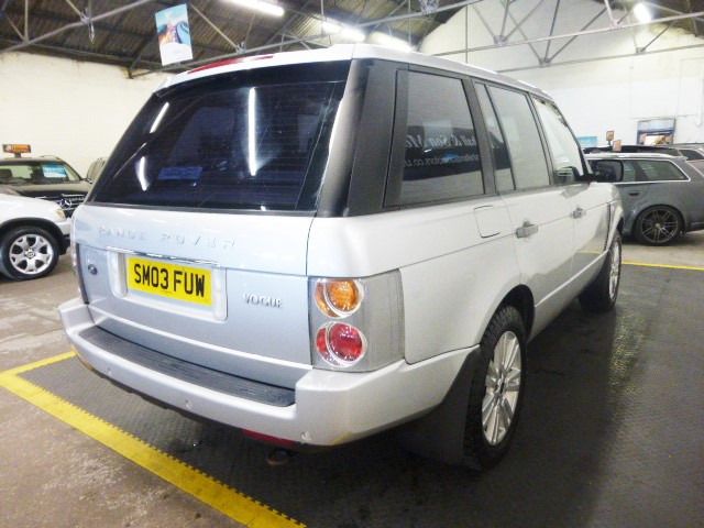 2003 Land Rover Range Rover 4.4 V8 VOGUE 5d image 6