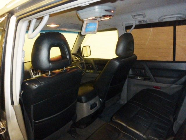 2004 Mitsubishi Shogun 3.2 LWB 5d image 8
