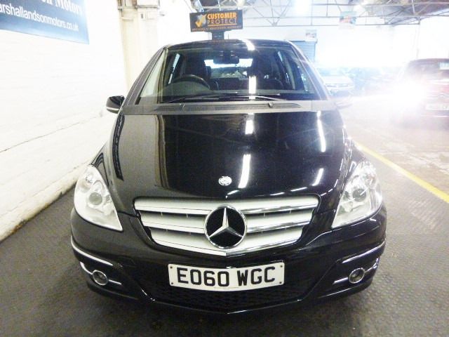 2010 Mercedes 2.0 B180 CDI Sport 5d image 3