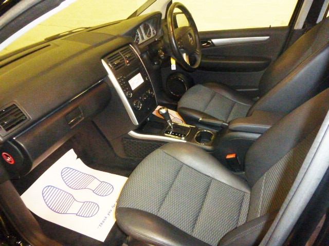 2010 Mercedes 2.0 B180 CDI Sport 5d image 7