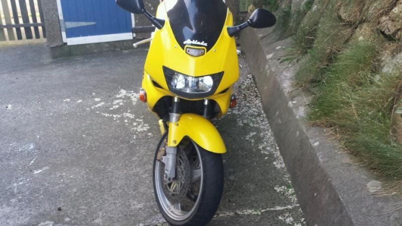 2001 Honda vtr firestorm image 1