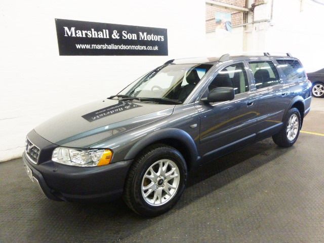 2006 Volvo XC70 2.4 D5 SE 5d image 1