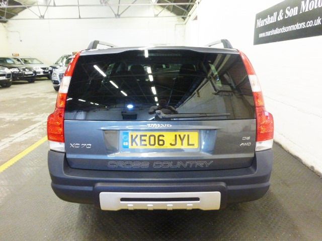 2006 Volvo XC70 2.4 D5 SE 5d image 5