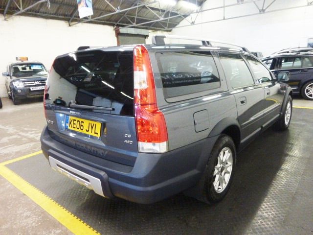 2006 Volvo XC70 2.4 D5 SE 5d image 6