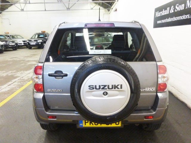 2007 Suzuki Grand Vitara 1.6 VVT Plus 3d image 5