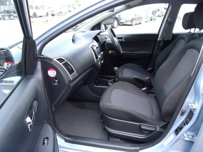 2013 Hyundai i20 1.1 CRDI image 9