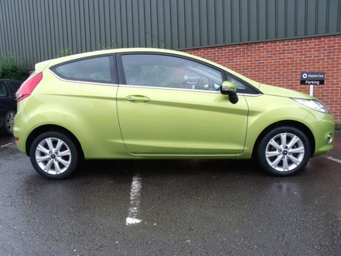 2011 Ford Fiesta 1.25 Zetec image 3