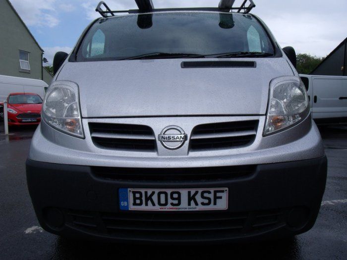 2009 Nissan Primastar 2.0 SE DCI image 2