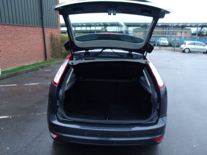 2011 Ford Focus 1.6 Sport image 9
