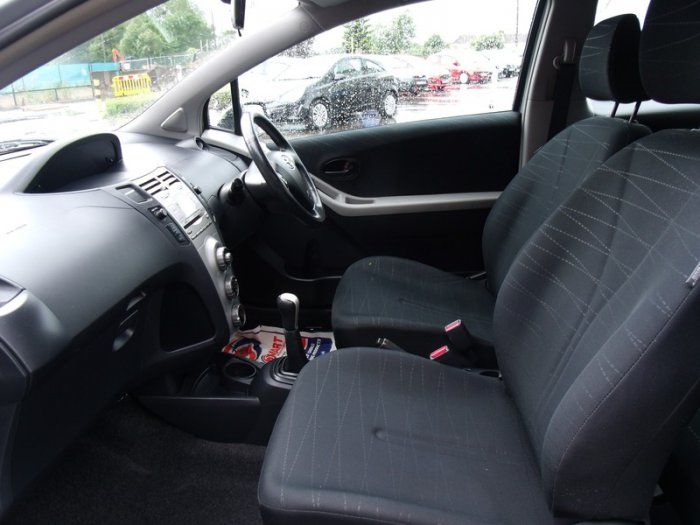 2006 Toyota Yaris 1.0 VVT-I T3 image 7