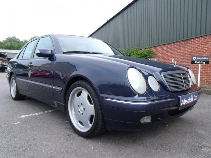 2000 Mercedes-Benz 2.4 E 240 image 1