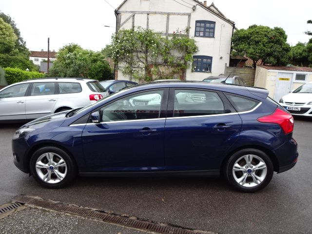 2011 Ford Focus 1.6 Zetec image 4
