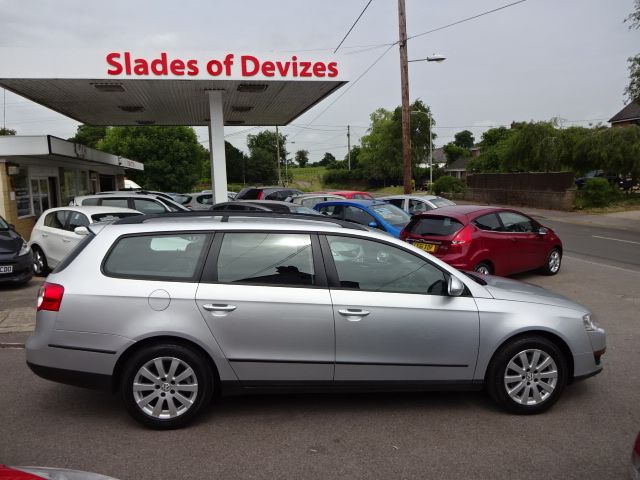 2006 Volkswagen Passat S 1.9 TDI image 2