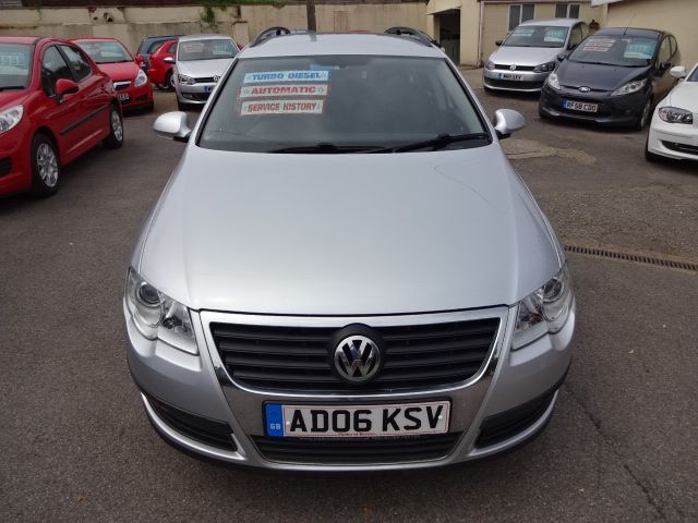2006 Volkswagen Passat S 1.9 TDI image 4