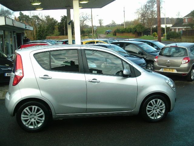 2011 Suzuki Splash SZ4 1.2 image 2