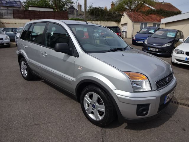 2010 Ford Fusion 1.4 Zetec image 1