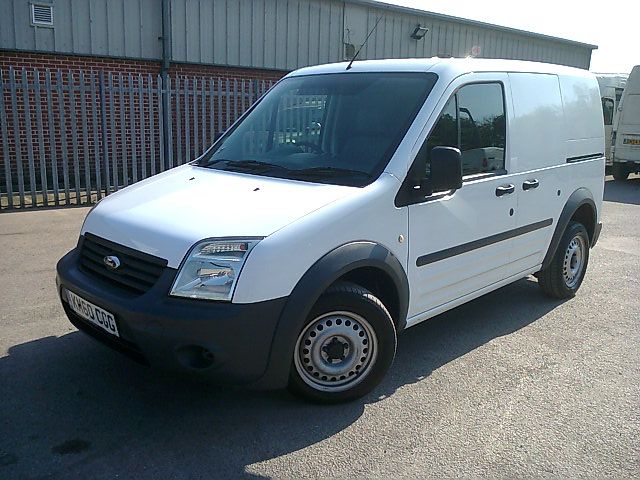 2010 Ford Transit Connect T220 image 2