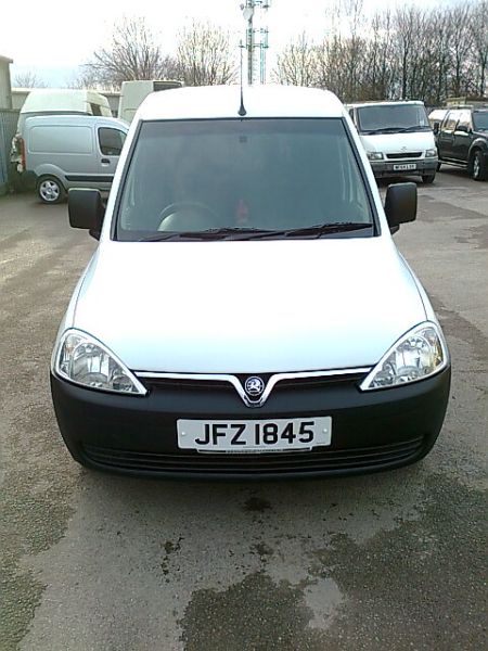 2012 Vauxhall Combo Van 1.7 Cdti image 3