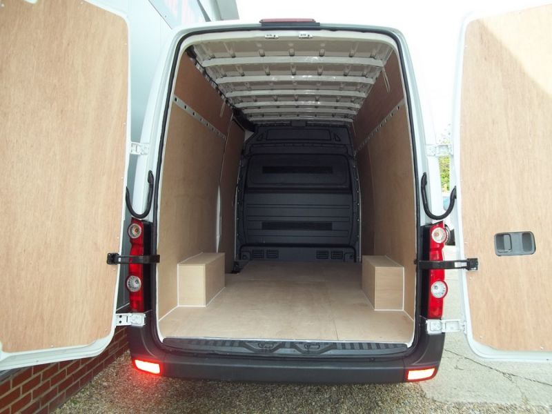 2013 Volkswagen Crafter CR35 2.0 image 6