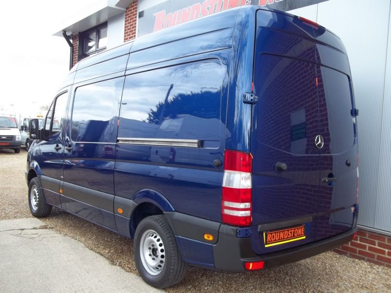 2010 Mercedes Sprinter 313 Cdi image 3