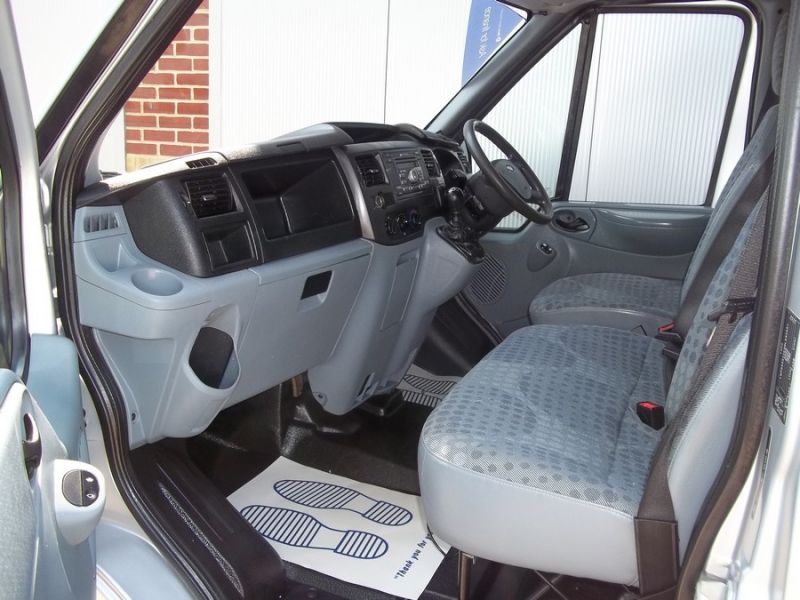 2011 Ford Transit 2.2 image 8