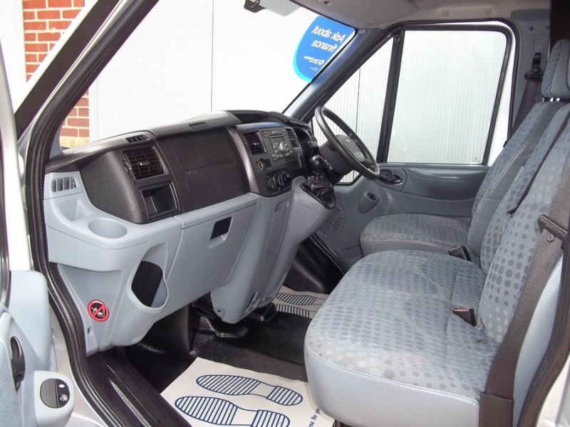 2012 Ford Transit T280 image 7