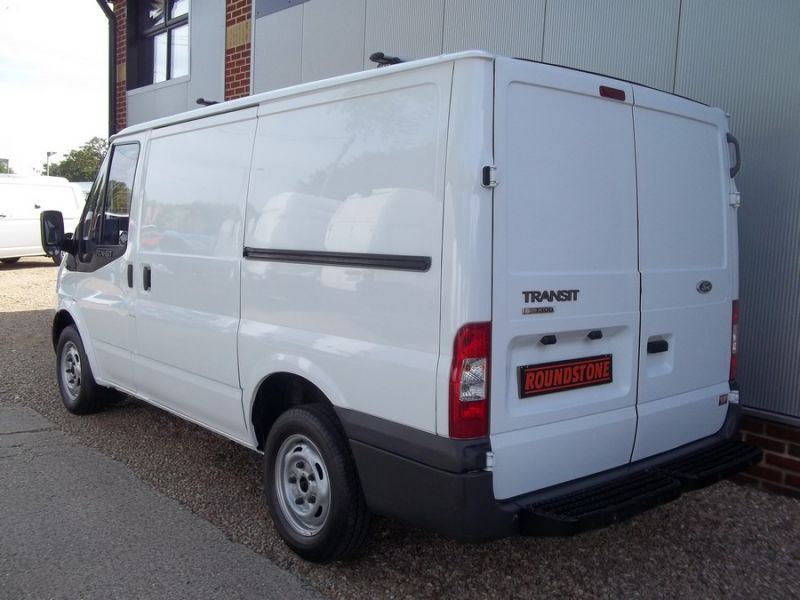 2008 Ford Transit T300 image 3