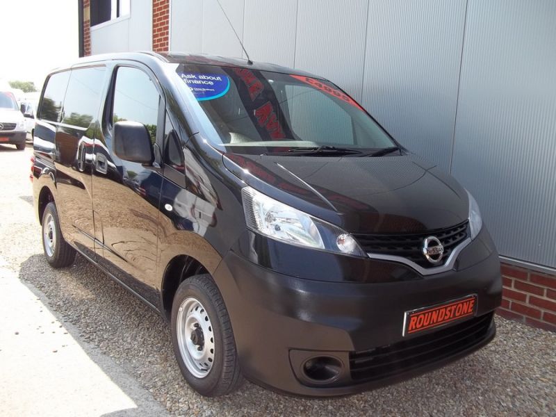 2013 Nissan NV200 1.5 image 2