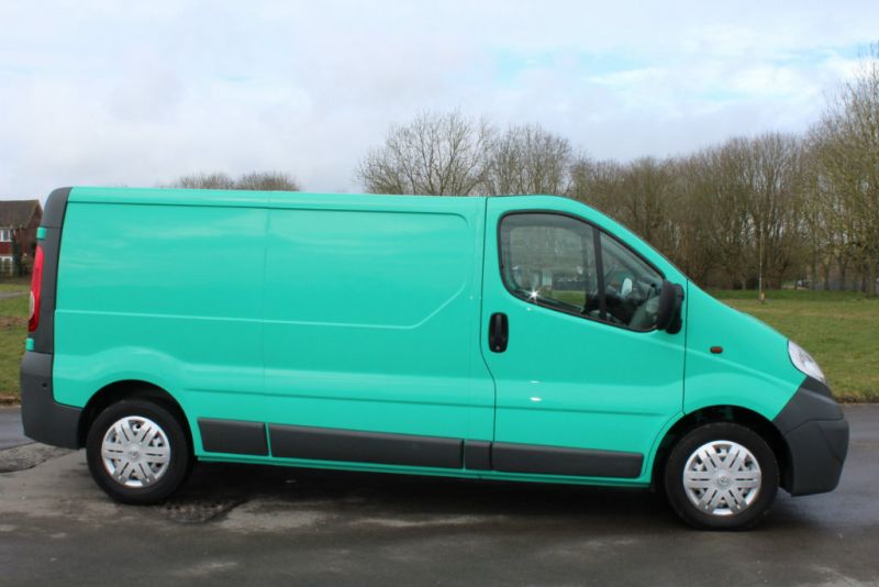 2013 Vauxhall Vivaro 2.0 image 4