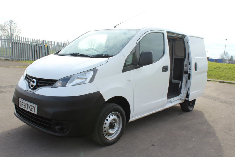 2011 Nissan NV200 1.5 image 1