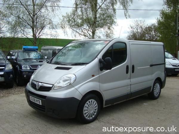 2008 Vauxhall Vivaro 2.5CDTi image 2